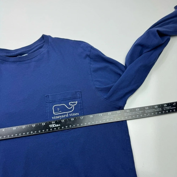 Vineyard Vines Happy Holidays Long Sleeve T-Shirt‎ Size Medium - Picture 6 of 9